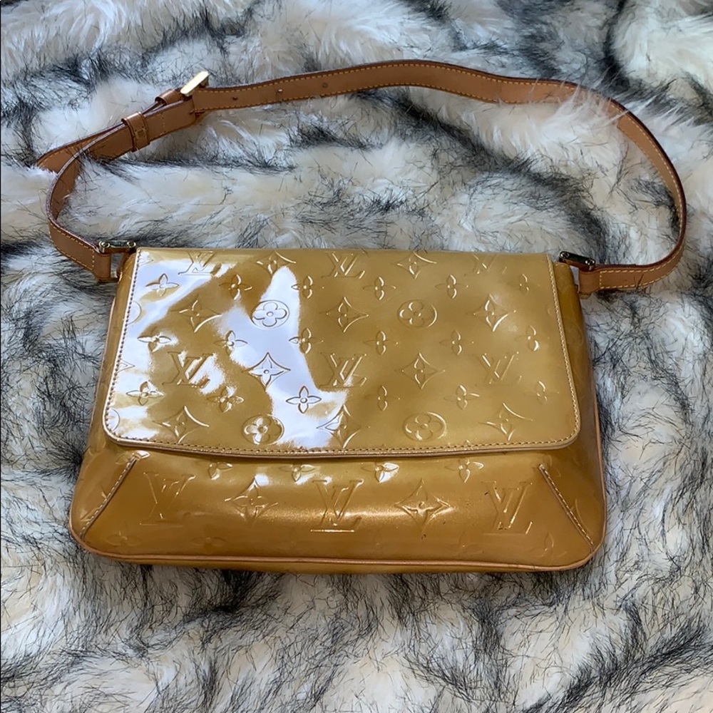 Louis Vuitton Patent Leather Vernis Purse in Gold